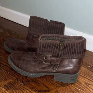 B.O.C. brown ankle booties 10